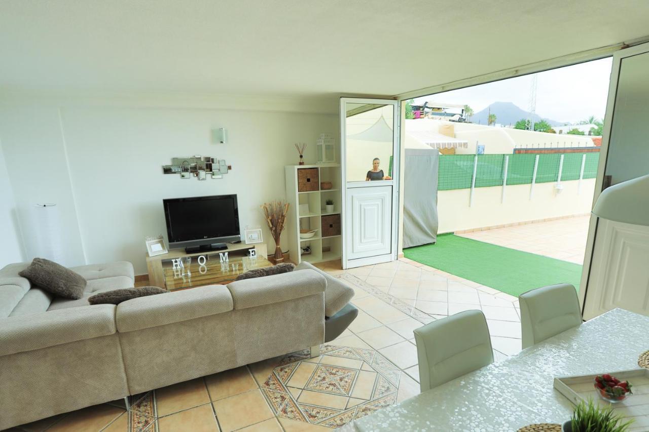 Chic Apartment In Playa Paraiso 아데제 외부 사진